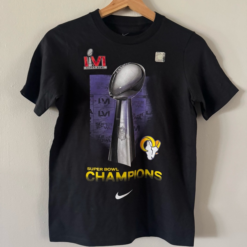 Nike Los Angeles Rams LA NFL‎ Superbowl T-Shirt Youth Boys M 10-12 New Champs